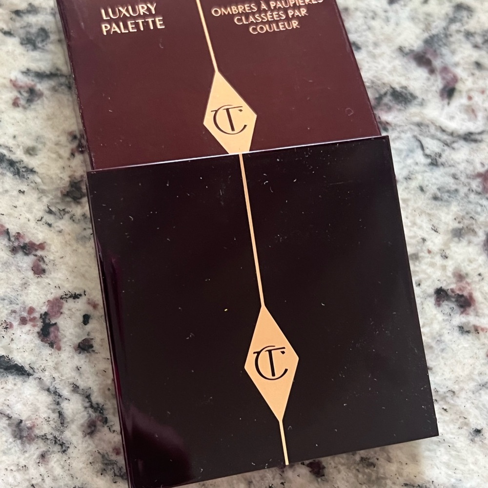 Charlotte Tilbury “Walk No Shame” Luxe Colour-Coded Palette-BNIB